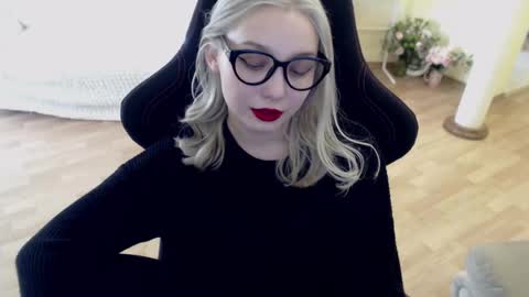 Lilith online show from March 10, 11:53 am