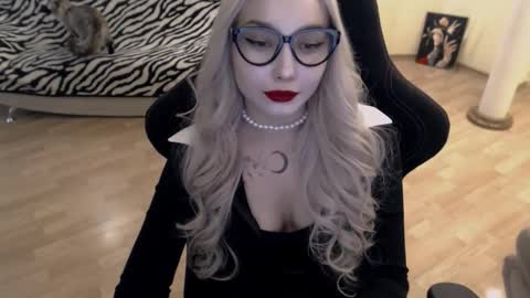 Lilith online show from September 12, 11:43 am