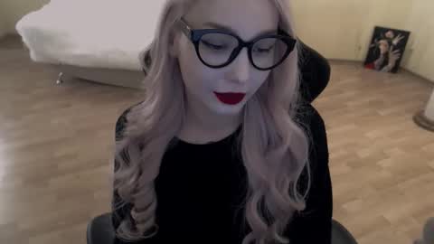 Lilith online show from September 29, 1:38 pm