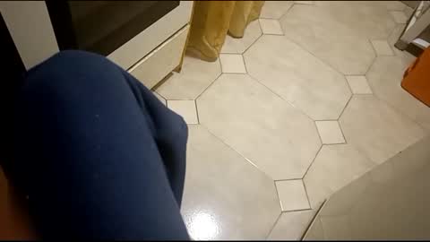 Snapshot of fronion chatting on February 23, 9:59 pm Hornycouple1386 online show from February 23, 9:59 pm