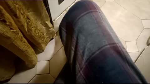 Snapshot of fronion chatting on March 5, 2:14 am Hornycouple1386 online show from March 5, 2:14 am