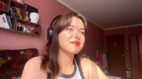 Emily online show from September 14, 7:07 am