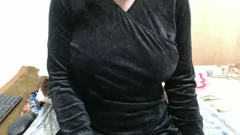 Snapshot of fruity28 chatting on October 21, 5:19 am fruity28 online show from October 21, 5:19 am