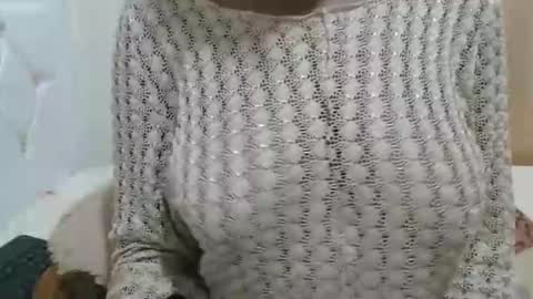 Snapshot of fruity28 chatting on October 24, 8:49 pm fruity28 online show from October 24, 8:49 pm