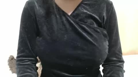 Snapshot of fruity28 chatting on November 24, 4:34 am fruity28 online show from November 24, 4:34 am