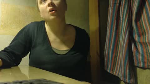 FrumCake online show from January 8, 3:42 am