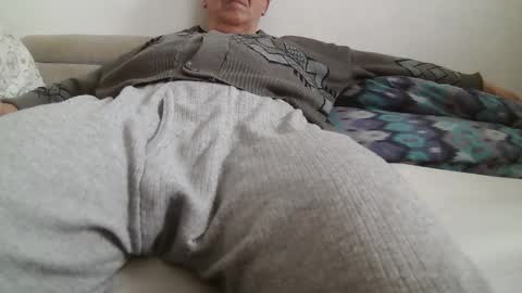 Snapshot of frycxxx chatting on February 4, 11:16 am frycxxx online show from February 4, 11:16 am