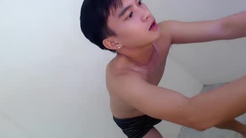   online show from March 10, 1:43 pm