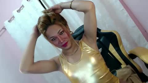 sweetyJENNY online show from December 7, 11:34 pm