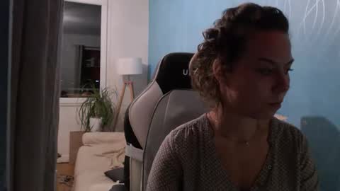 La online show from October 23, 9:46 pm