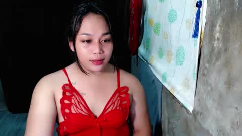 ITS ME CRYSTAL online show from April 10, 4:28 am