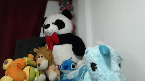 Snapshot of fucking_temptation1 chatting on January 25, 5:07 am Mia and Gary online show from January 25, 5:07 am