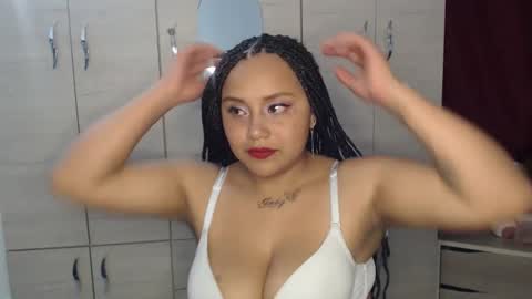 Mia and Gary  online show from March 5, 2:51 am