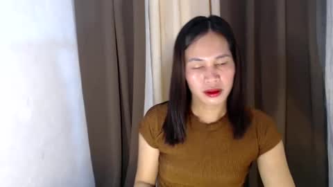 Snapshot of fuckingmonna chatting on February 21, 6:15 pm fuckingmonna online show from February 21, 6:15 pm