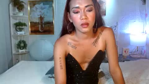 fuckme811826 online show from April 24, 2:52 pm
