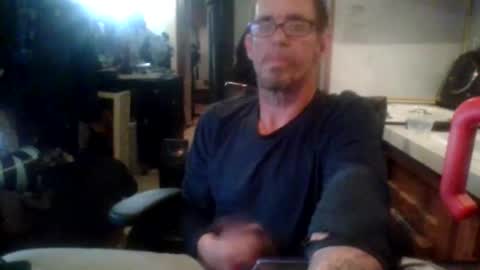 Snapshot of fuckmehard221187 chatting on February 20, 10:59 am me online show from February 20, 10:59 am