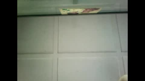 Snapshot of fucmebudoo chatting on December 22, 7:00 am Warwick online show from December 22, 7:00 am