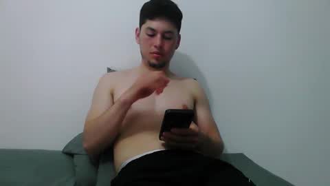 Snapshot of fuego_latino30 chatting on February 26, 3:27 am Anderson online show from February 26, 3:27 am