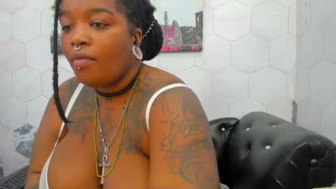 Anna Fuentes  online show from September 26, 1:15 pm