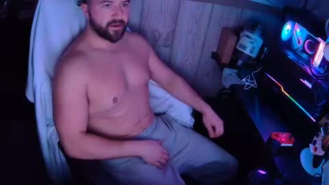 Snapshot of fufupop chatting on February 23, 3:45 am fufupop online show from February 23, 3:45 am