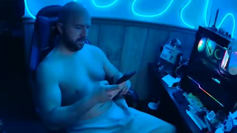 Snapshot of fufupop chatting on November 23, 11:59 pm fufupop online show from November 23, 11:59 pm