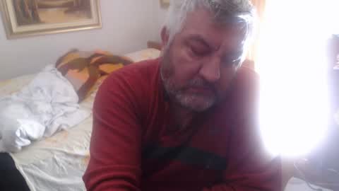 Snapshot of fukingcrazy chatting on March 10, 11:15 am fukingcrazy online show from March 10, 11:15 am