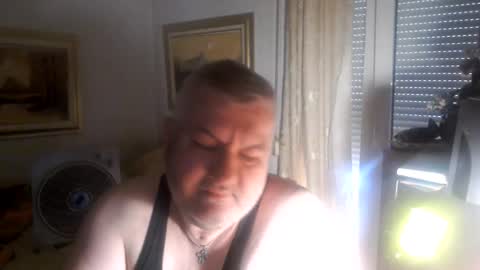 fukingcrazy online show from June 7, 6:50 am