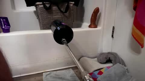 fukmyass247 online show from June 9, 11:33 am