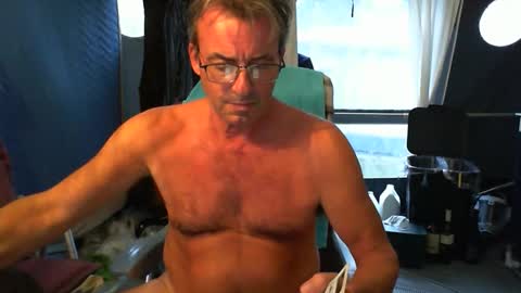 fuldaflyst4 online show from September 21, 4:41 pm