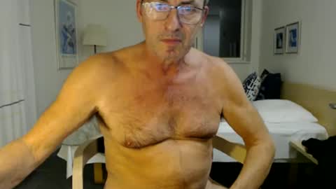 fuldaflyst4 online show from November 3, 8:10 pm