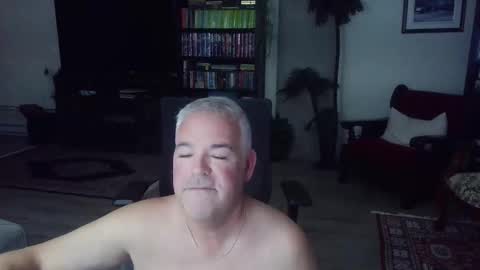 fullastars online show from October 16, 10:00 pm