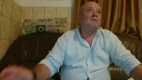 fullballs6 online show from October 10, 2:10 am