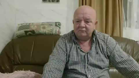 fullballs6 online show from October 29, 3:42 am