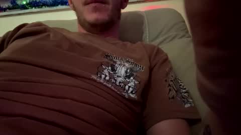 Snapshot of fun205075 chatting on November 30, 12:25 am fun205075 online show from November 30, 12:25 am