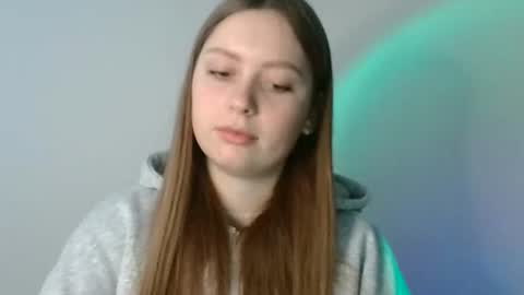 Snapshot of funemma000 chatting on December 3, 7:16 am Emma online show from December 3, 7:16 am