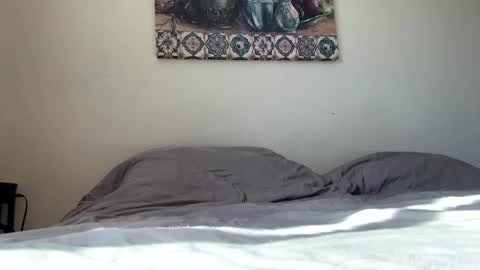 Linnys Palace online show from November 3, 5:25 pm