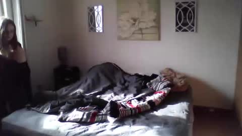 Linnys Palace online show from January 8, 5:15 pm