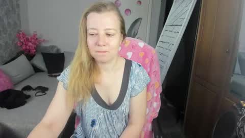 funny_bunny4 online show from December 21, 9:01 am