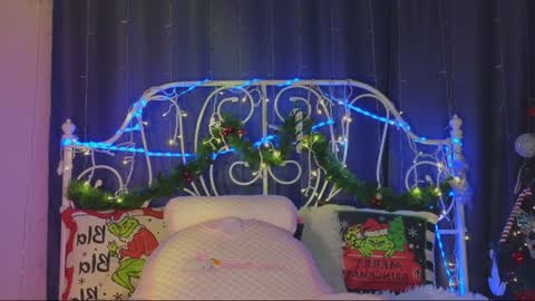 Tiffany online show from January 15, 2:27 am