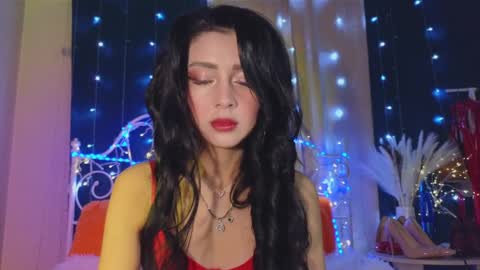 Tiffany online show from February 6, 9:38 pm