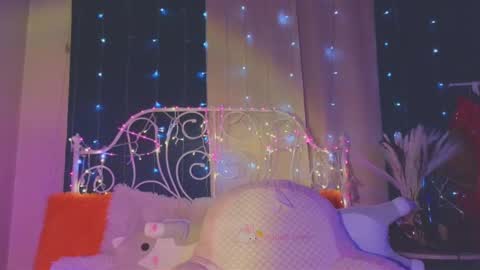 Tiffany online show from February 27, 11:04 pm