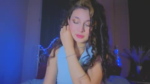 Snapshot of funny_whotsss chatting on April 12, 11:32 pm Tiffany online show from April 12, 11:32 pm