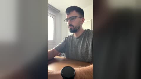 funnyroom23 online show from April 16, 9:10 am