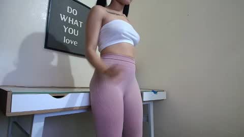 Snapshot of funsport_hot chatting on March 16, 4:18 am Lissa and Ryan online show from March 16, 4:18 am