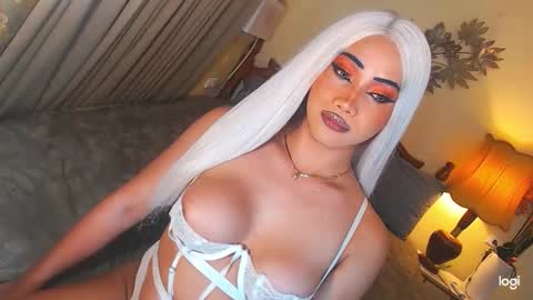 Maddonna online show from December 17, 6:41 am