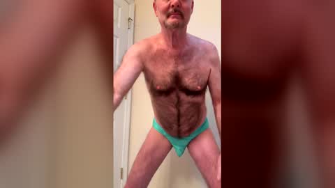 FurryDude online show from January 18, 2:21 pm