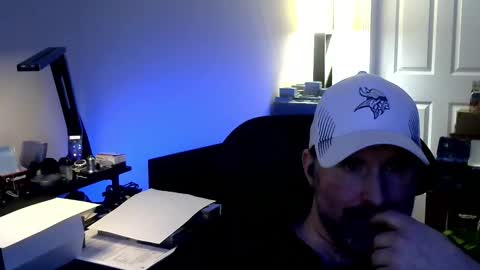 Snapshot of fuzz69_ chatting on January 9, 3:26 pm fuzz69_ online show from January 9, 3:26 pm