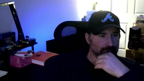 Snapshot of fuzz69_ chatting on March 18, 11:19 pm fuzz69_ online show from March 18, 11:19 pm