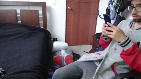 andrew online show from March 20, 10:25 pm