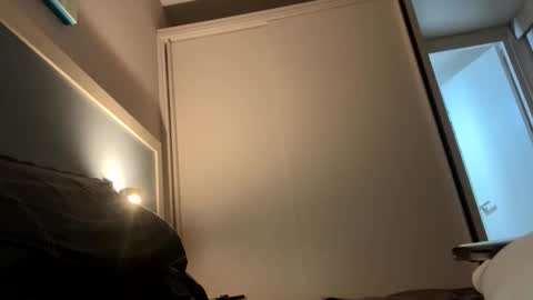 Snapshot of fvmendoza chatting on December 15, 6:17 am fvmendoza online show from December 15, 6:17 am